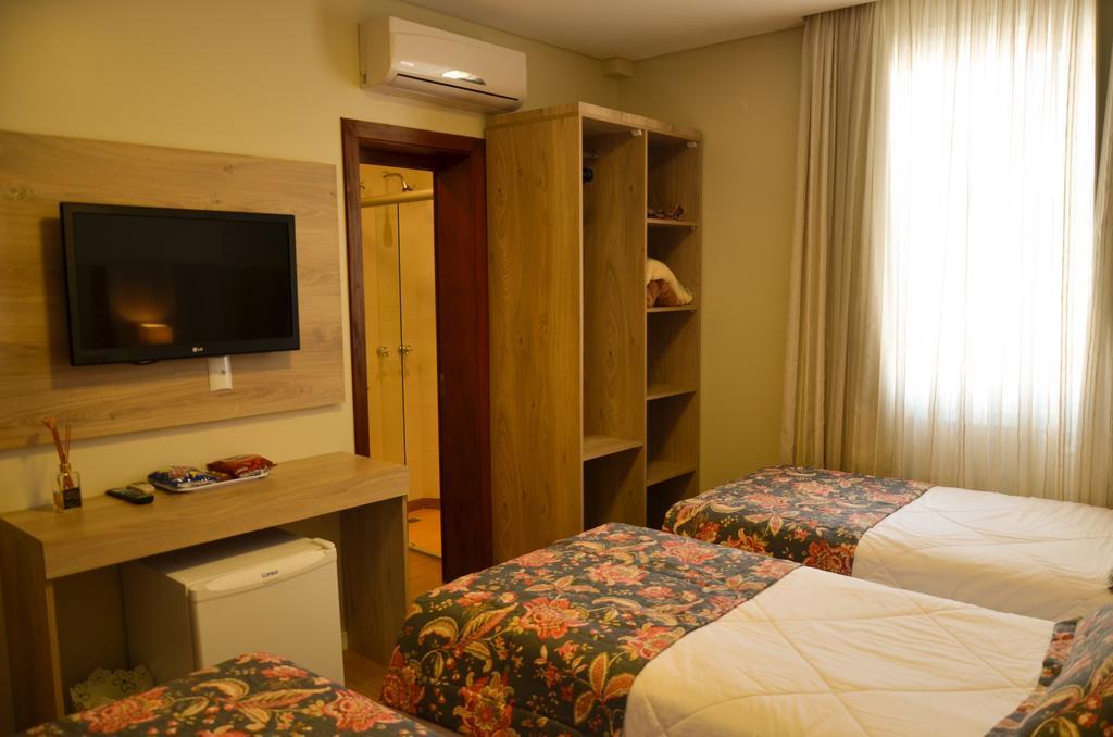 Pousada Aconchego Da Borges Gramado Phòng bức ảnh