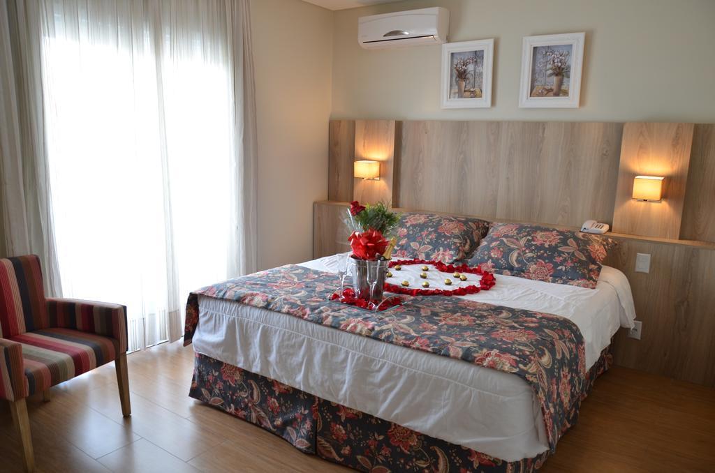 Pousada Aconchego Da Borges Gramado Phòng bức ảnh